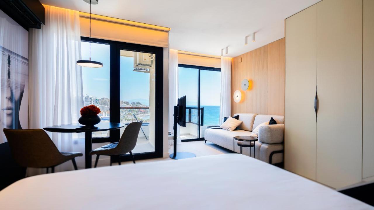 Aloha Apartamentos - Primera Linea De Playa - Vista Al Mar Benalmádena Εξωτερικό φωτογραφία