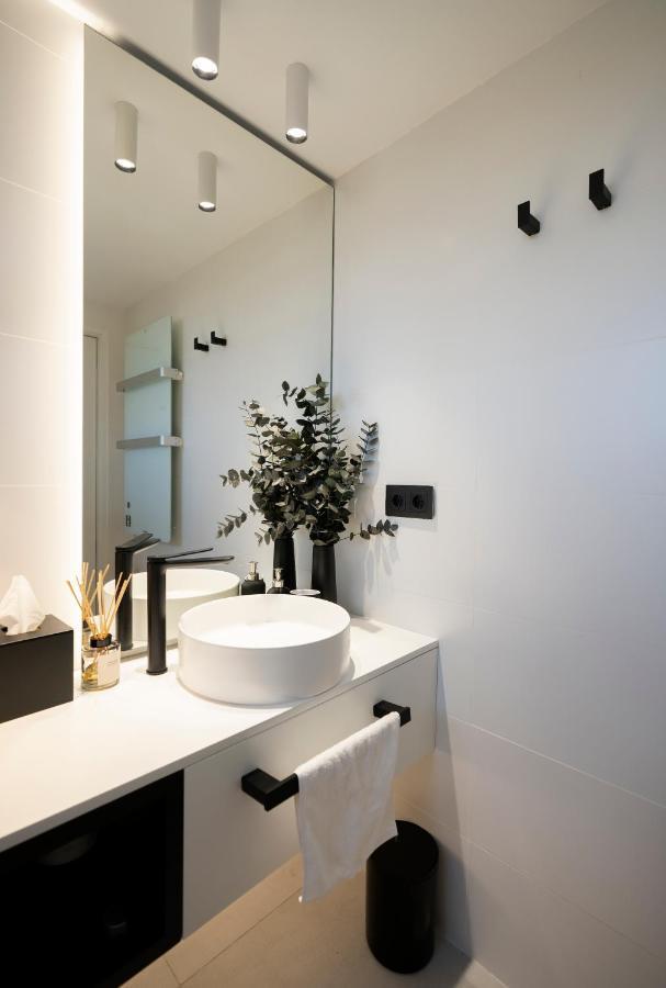 Aloha Apartamentos - Primera Linea De Playa - Vista Al Mar Benalmádena Εξωτερικό φωτογραφία
